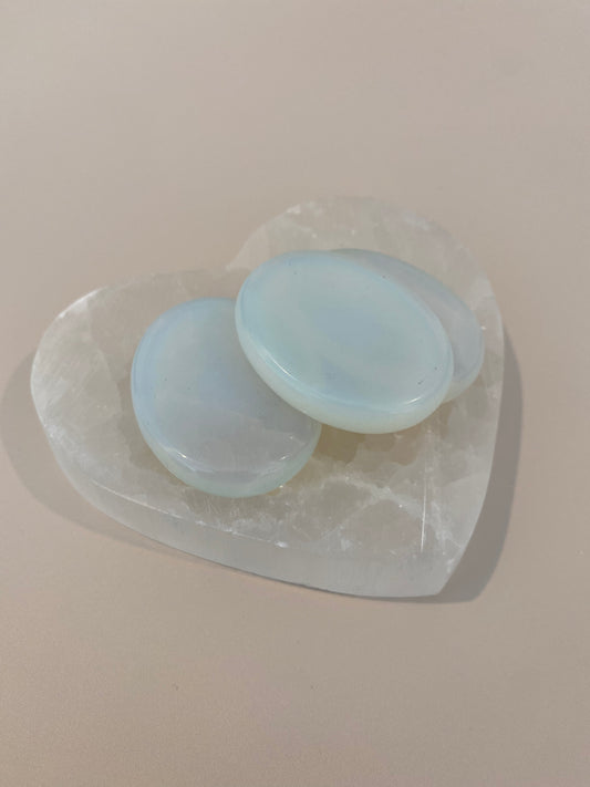 OPALITE WORRY STONE